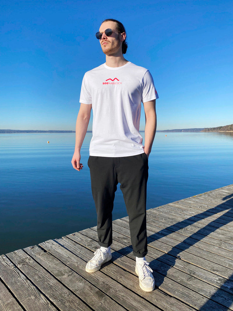 Männer T-Shirt - seeNARRISCH - Weiß mit Applikation in Neonrot